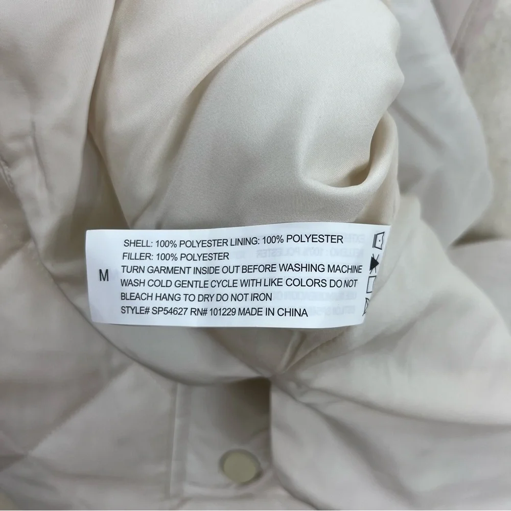 NWT Stoosh White Quilted Puffer Vest Size Medium